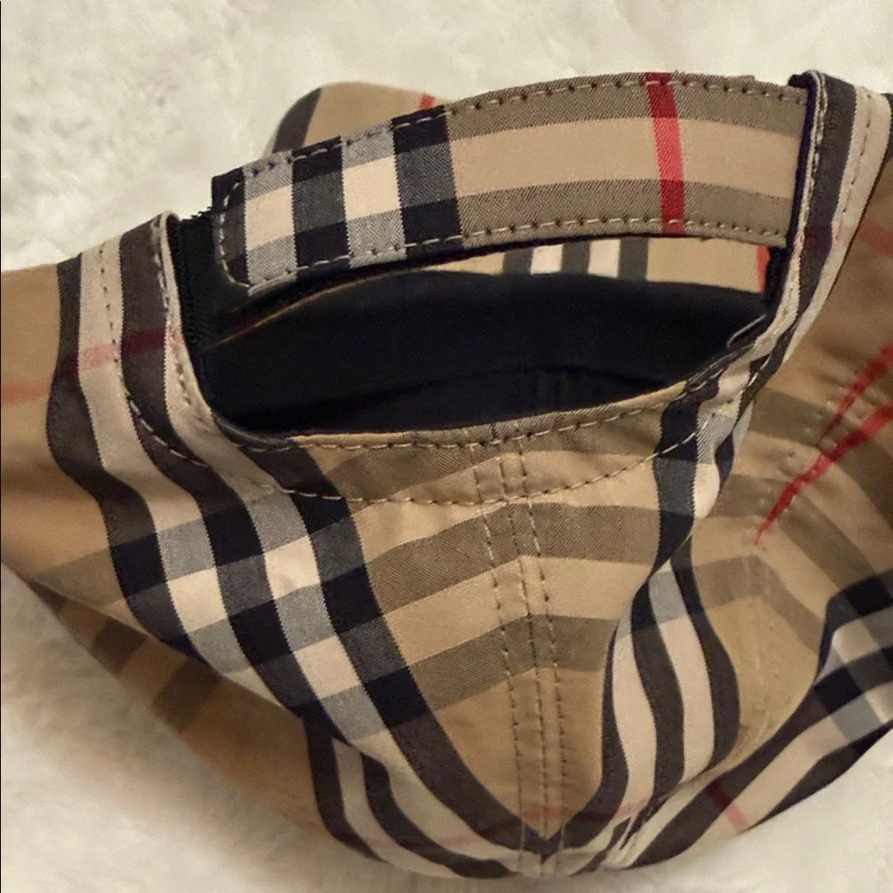 Burberry Classic Check Cap in Tan and Black